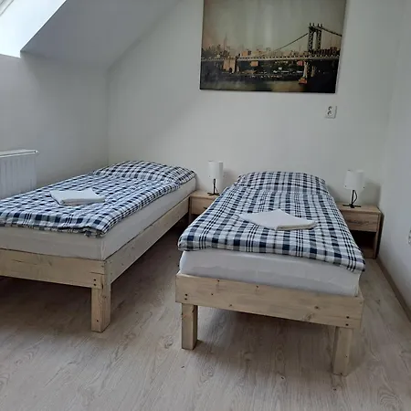 בית אירוח Amalia