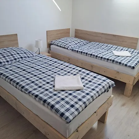 Ubytování v soukromí Amália Piest'any