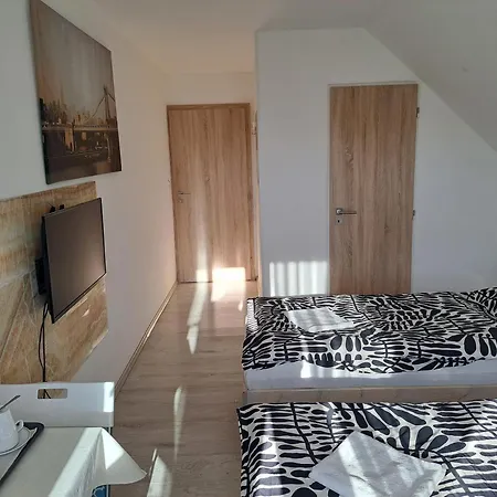 בית אירוח Amalia *